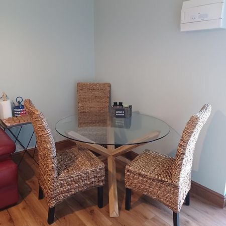 The Boathouse Apartment Cork Luaran gambar